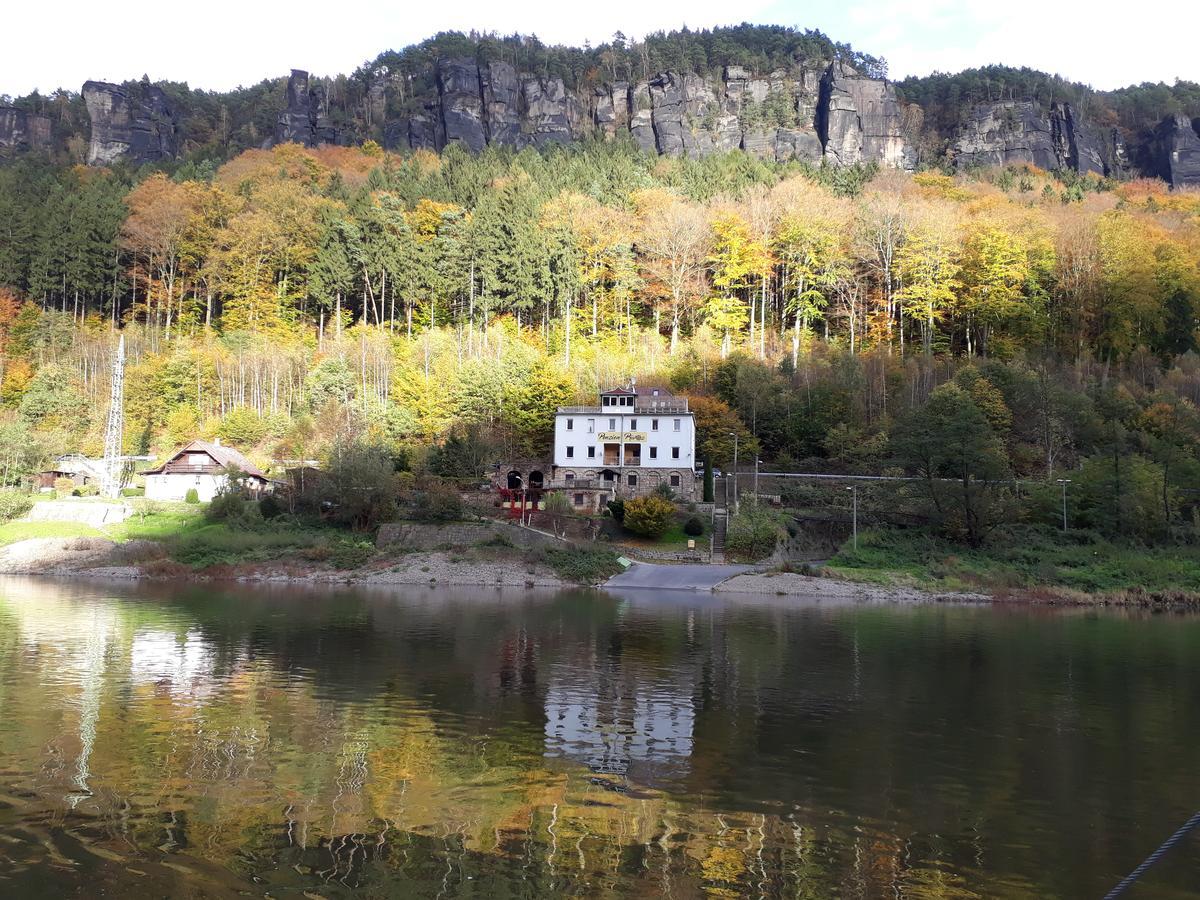 Penzion Privoz Hrensko Luaran gambar